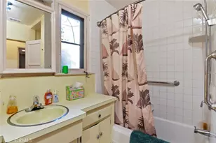 4561 Alveo, La Canada Flintridge, CA 91011 - Photo 26