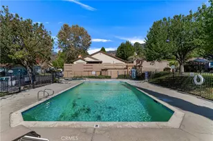 13936 Olive Grove Ln, Sylmar, CA 91342 - Photo 28