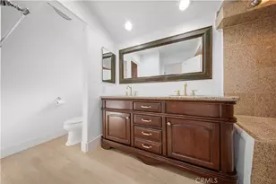 23121 Yvette, Valencia, CA 91355 - Photo 18