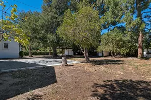 17115 Parthenia, Sherwood Forest, CA 91325 - Photo 32