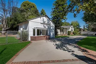 17115 Parthenia, Sherwood Forest, CA 91325 - Photo 2