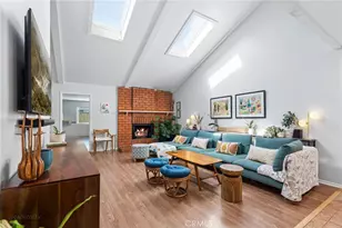 25303 Via Calinda, Valencia, CA 91355 - Photo 2