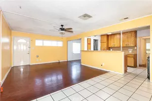 8465 Hazeltine, Panorama City, CA 91402 - Photo 10