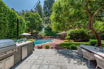 15946 Woodvale Road, Encino, CA 91436 - Photo 38