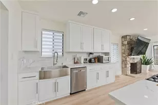 1945 W 91st Pl, Los Angeles, CA 90047 - Photo 6