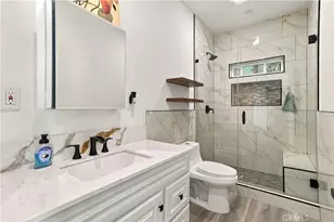 8633 Zelzah, Northridge, CA 91325 - Photo 12