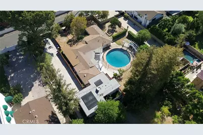 8633 Zelzah, Northridge, CA 91325 - Photo 68