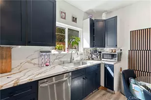 8633 Zelzah, Northridge, CA 91325 - Photo 28
