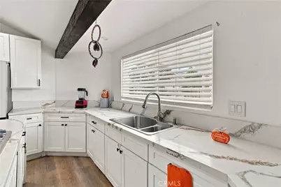 8633 Zelzah, Northridge, CA 91325 - Photo 56