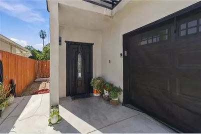 8633 Zelzah, Northridge, CA 91325 - Photo 4