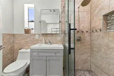 8633 Zelzah, Northridge, CA 91325 - Photo 34