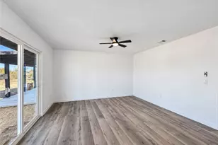16605 Valeport Ave, Lancaster, CA 93535 - Photo 16