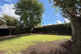 17630 Rhoda St, Encino, CA 91316 - Photo 12