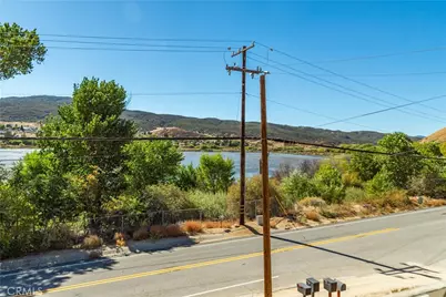 15031 Elizabeth Lake Rd, Lake Hughes, CA 93532 - Photo 16