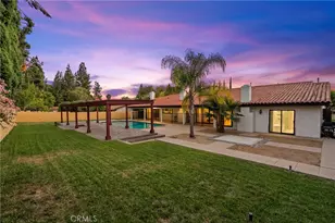 9724 Bothwell Rd, Northridge, CA 91324 - Photo 12