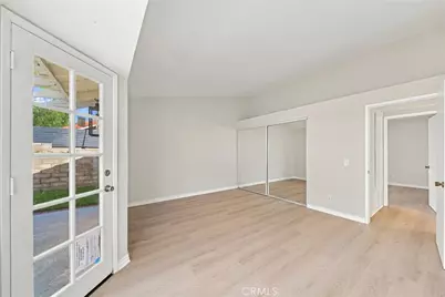 27715 Wakefield, Castaic, CA 91384 - Photo 8