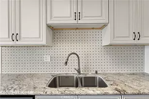 5403 Newcastle Ave, Encino, CA 91316 - Photo 24
