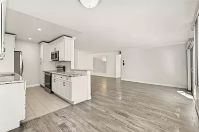 5403 Newcastle Avenue, Encino, CA 91316 - Photo 16