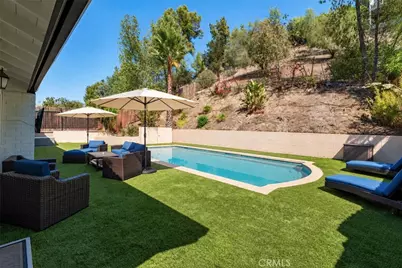 22926 Cass Avenue, Woodland Hills, CA 91364 - Photo 26