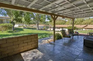 19348 Ave Of The Oaks, Newhall, CA 91321 - Photo 16