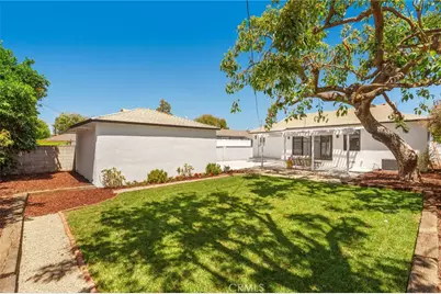 17200 Lanark Street, Lake Balboa, CA 91406 - Photo 22