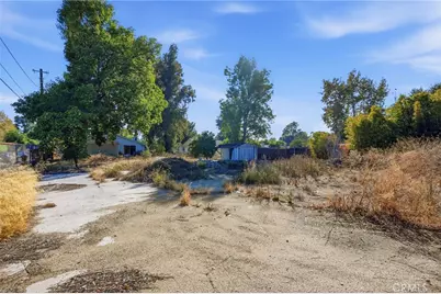 23201 Califa Street, Woodland Hills, CA 91367 - Photo 8