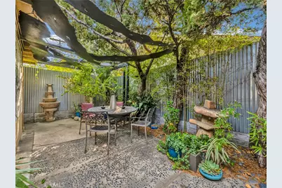 6033 Fulcher, North Hollywood, CA 91606 - Photo 32