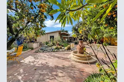 6033 Fulcher, North Hollywood, CA 91606 - Photo 4