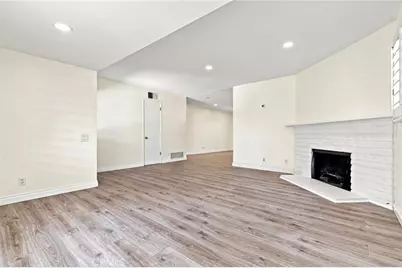 22510 Hartland, Los Angeles, CA 91307 - Photo 4