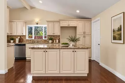 20411 Hatteras Street, Woodland Hills, CA 91367 - Photo 12