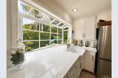 26261 Veva Way, Calabasas, CA 91302 - Photo 18