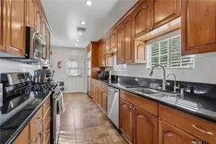 12643 Elkwood St, North Hollywood, CA 91605 - Photo 18