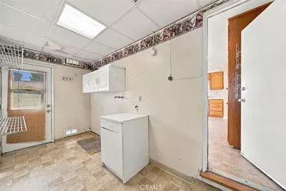 22200 Barbacoa Drive, Saugus, CA 91350 - Photo 20