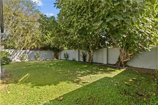 6900 Garden Grove Ave, Reseda, CA 91335 - Photo 48
