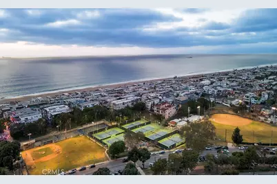 2317 Pine Avenue, Manhattan Beach, CA 90266 - Photo 38