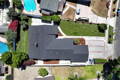 17149 Donmetz, Granada Hills, CA 91344 - Photo 32