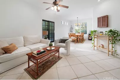 27510 Bradenton Court, Valencia, CA 91354 - Photo 4