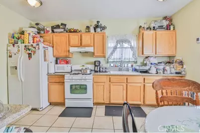 506 S Brand Boulevard, San Fernando, CA 91340 - Photo 12