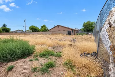 38545 4th Street, Palmdale, CA 93550 - Photo 4