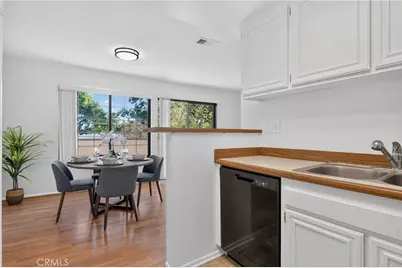 7605 Jordan Ave #14, Canoga Park, CA 91304 - Photo 14