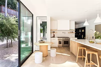 11210 Briarcliff Lane, Studio City, CA 91604 - Photo 10