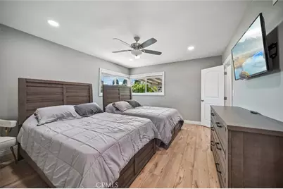 9509 Jellico Avenue, Northridge, CA 91325 - Photo 18