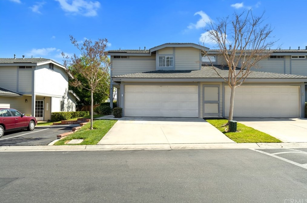 1723 Maxwell Ln, Corona, CA 92881-3293