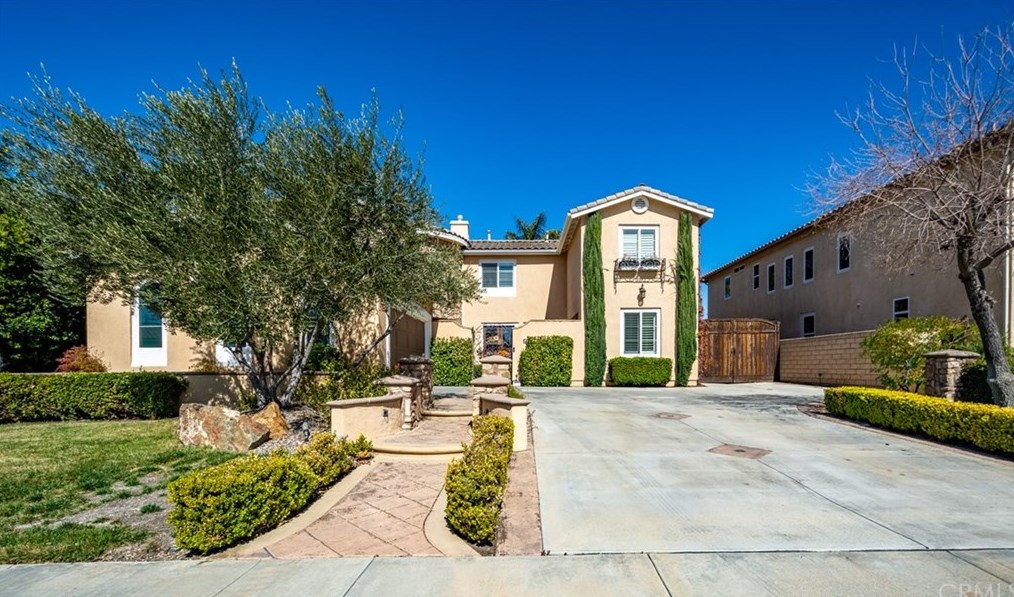 31912 Via Santa Elena, Winchester, CA 92596-8614