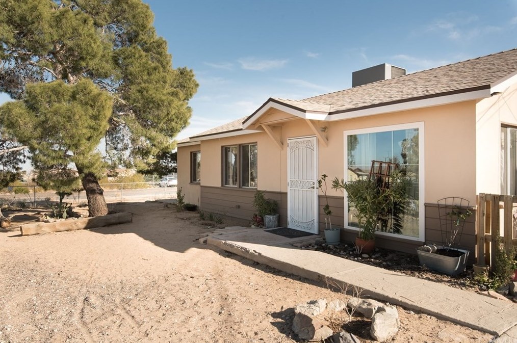 71745 Manana Dr, Twntynine Plm, CA 92277-1341