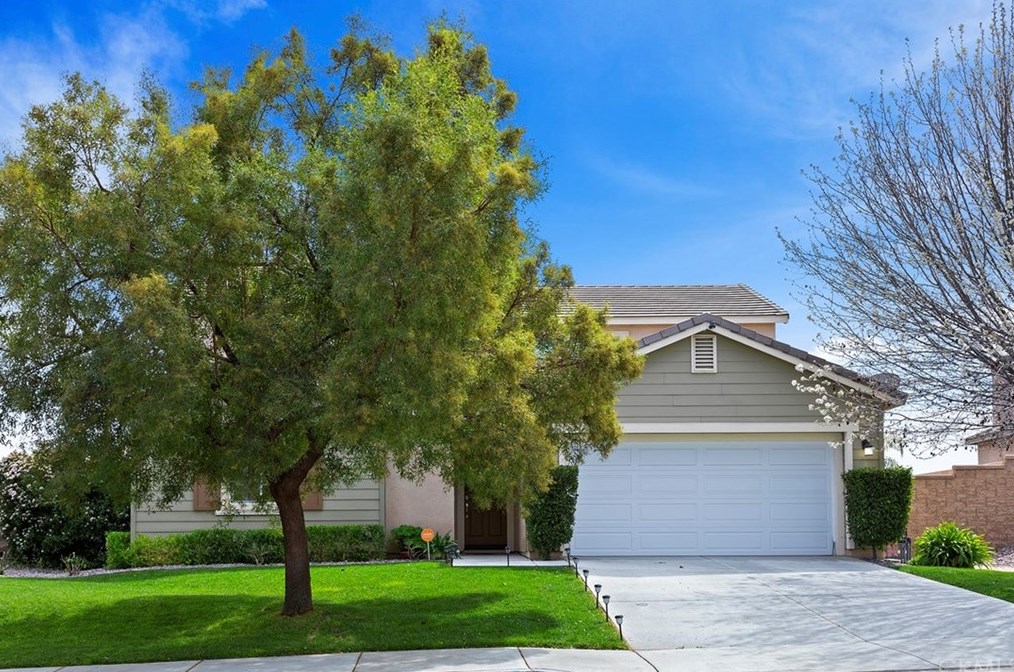 35610 Summerholly Ln, Murrieta, CA 92563-7950