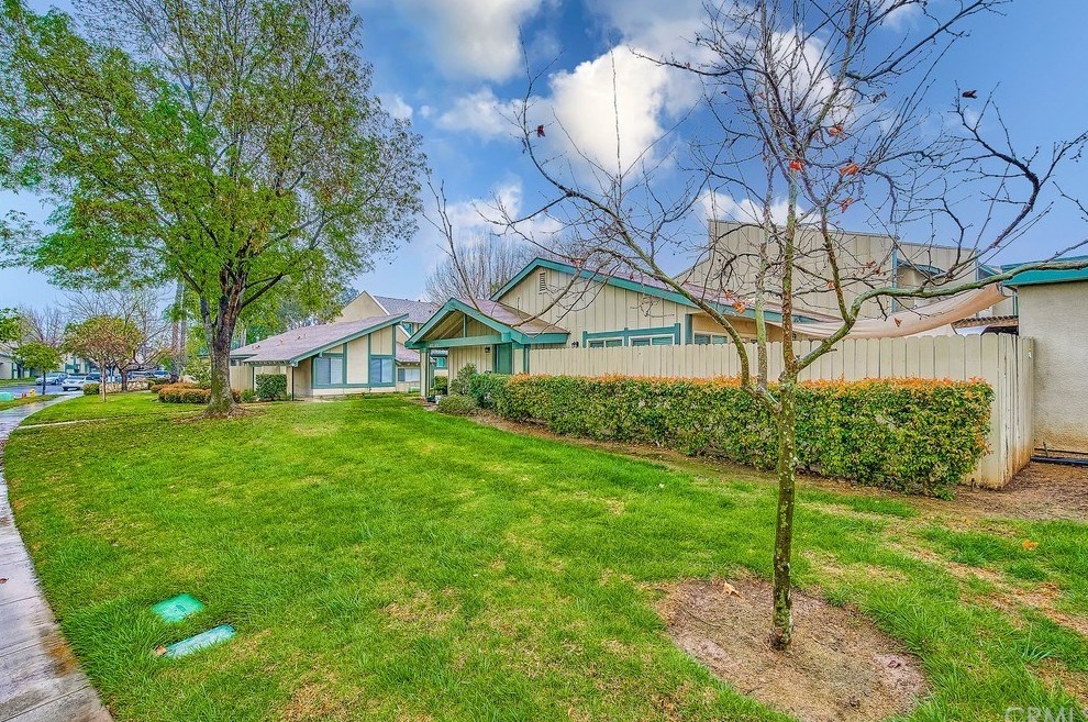 1422 Camelot Dr, Corona, CA 92882-4723
