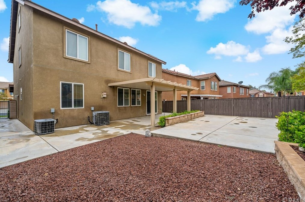 38941 Red Post Cir, Murrieta, CA 92563-6206