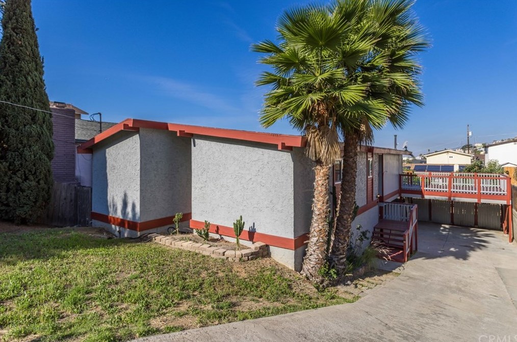 1318 La Mesa Ave, Spring Valley, CA 91977-4622