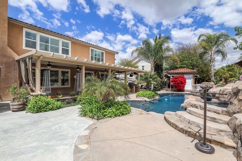 34035 Center Stone Cir, Temecula, CA 92592-3359